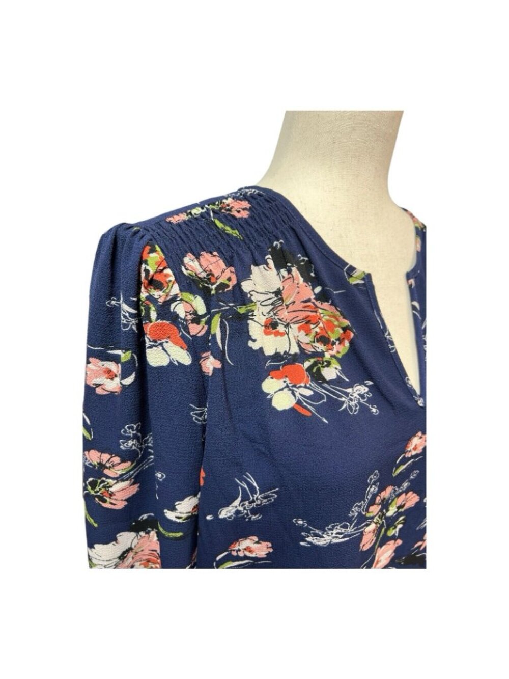 Fun2Fun Womens Floral Blouse~Size Small~Navy 3/4 Sleeve Top~NWOT~L12 10 - Picture 4 of 12
